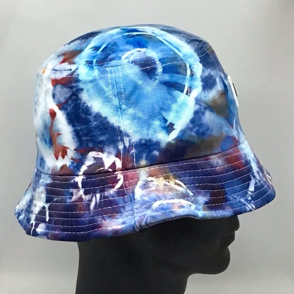 Unisex Smiley Tie Dye Bucket Hat. Multicolor One Size Fits Most - Picture 2 of 4